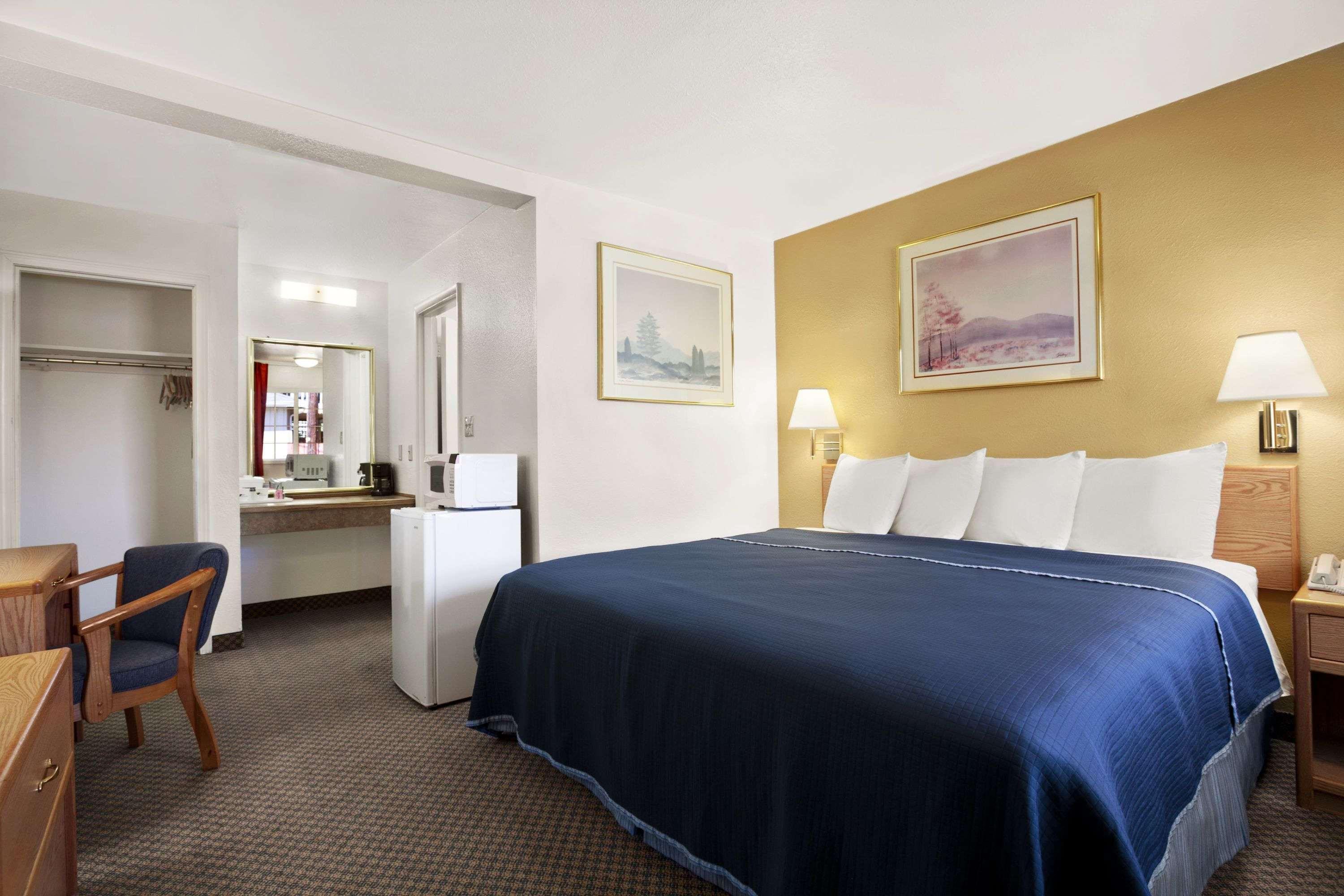 Travelodge By Wyndham Or 2* Pendleton